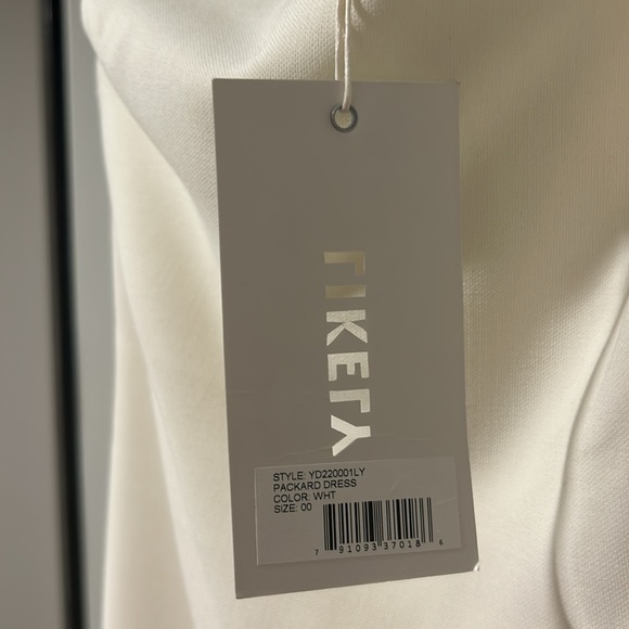 Dress - Picture 3 of 3